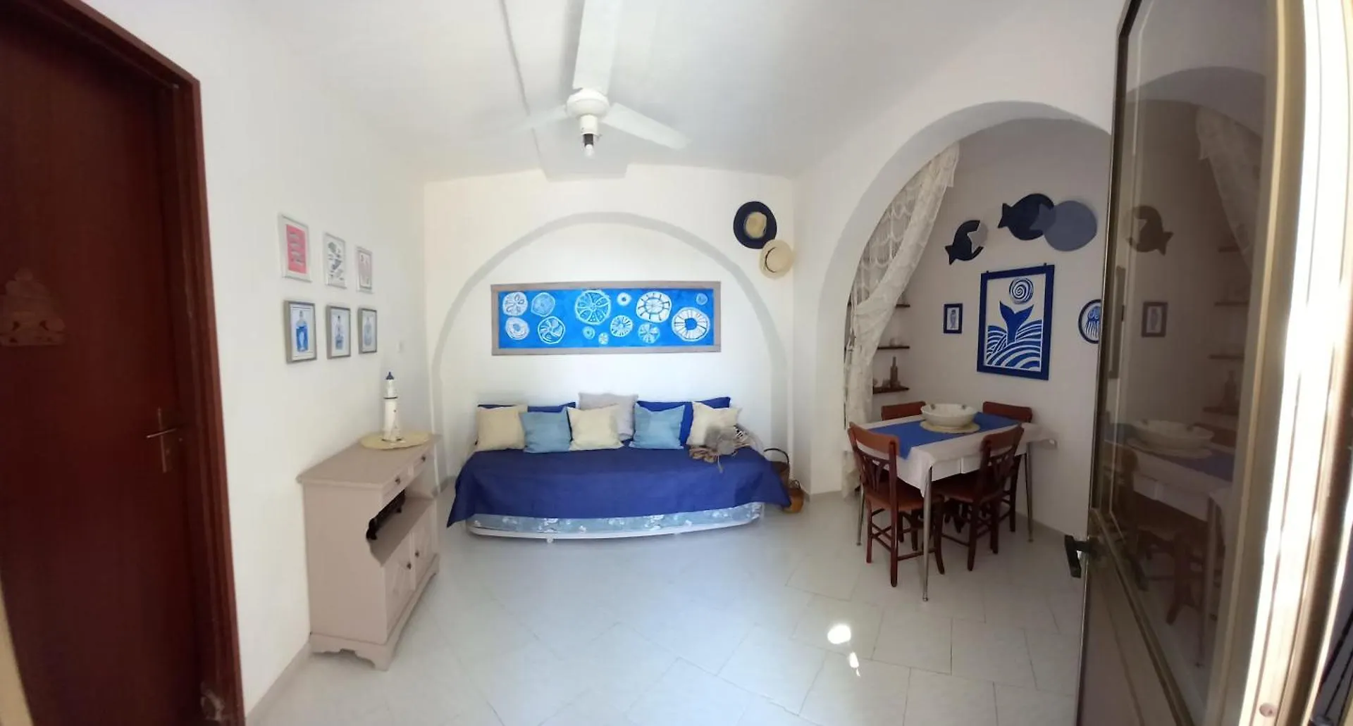 Casa Cossira Apartment Pantelleria